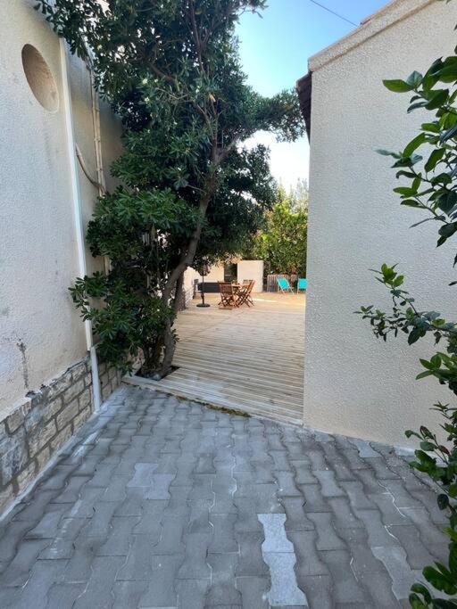 ארל "Le Nature" Camargue Jardin מראה חיצוני תמונה